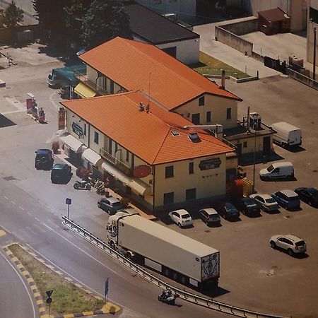 Hotel Ristorante Amalfitana Dello Dış mekan fotoğraf