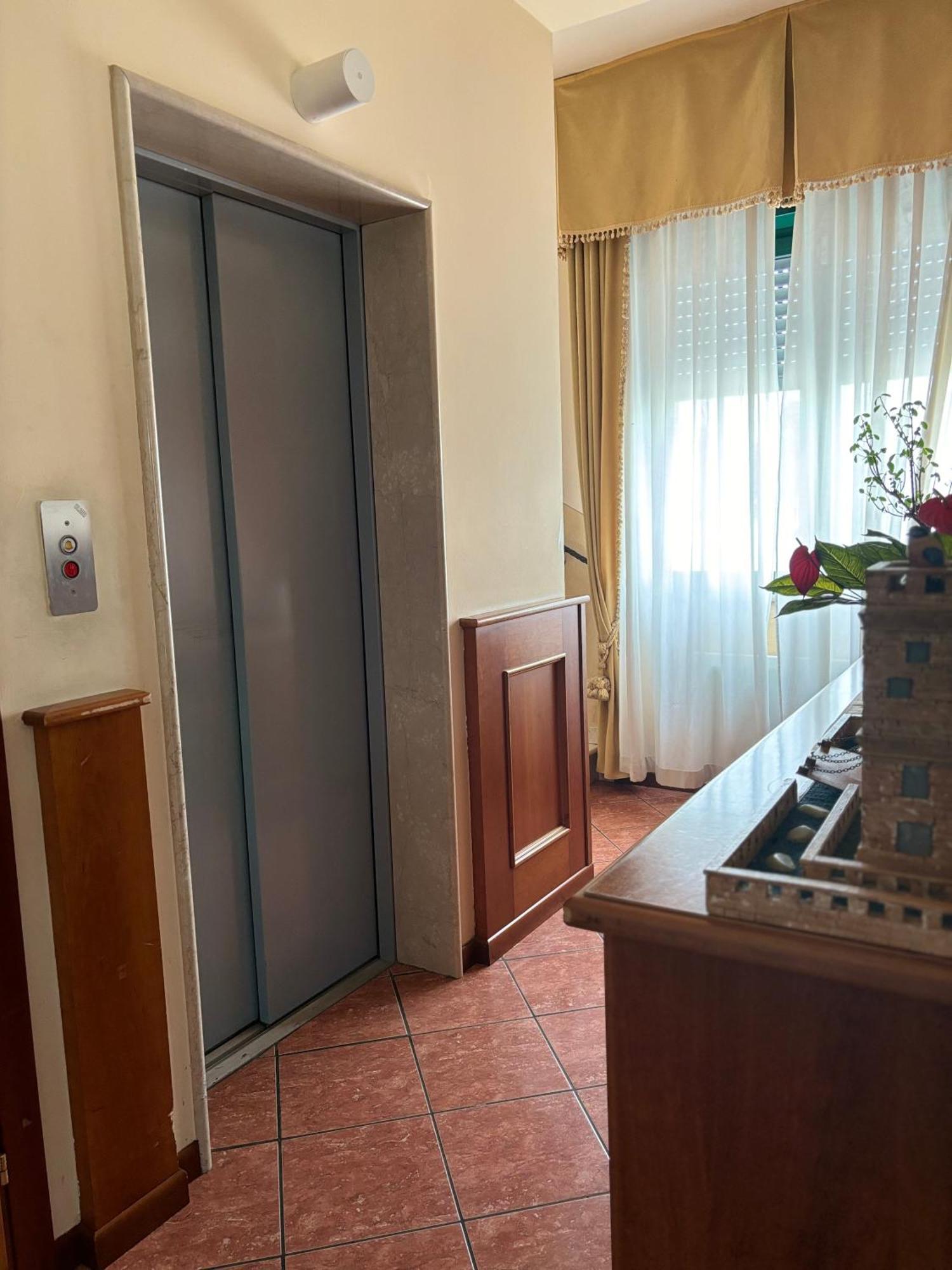Hotel Ristorante Amalfitana Dello Dış mekan fotoğraf